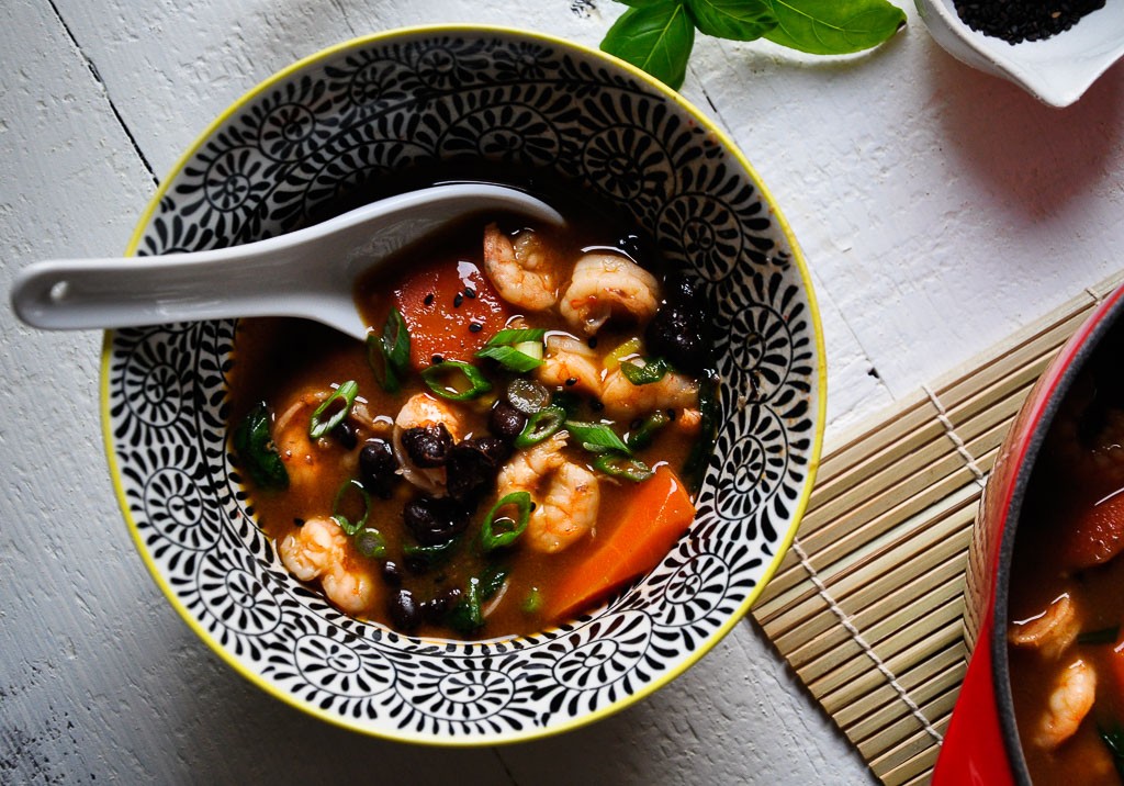 thai shrimp and black bean soup recipe